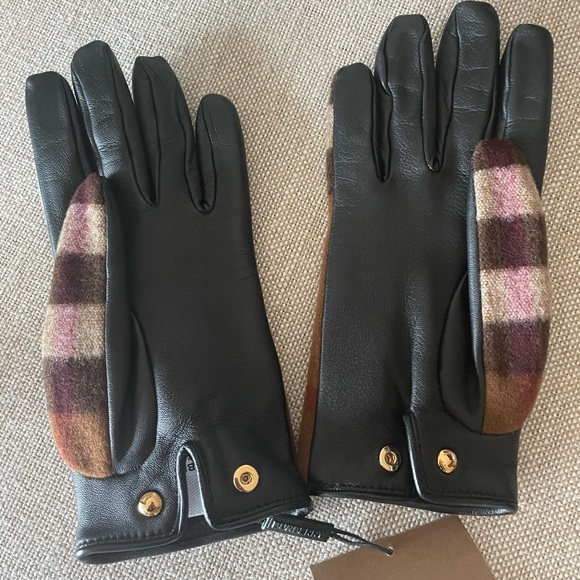 BURBERRY Checked Paneled Wool Gloves with Leather Trim - Size 7.5 - Picture 3 of 15